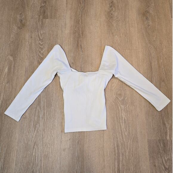 The Line by K White Sweetheart Long Sleeve Top Size S - Picture 3 of 5